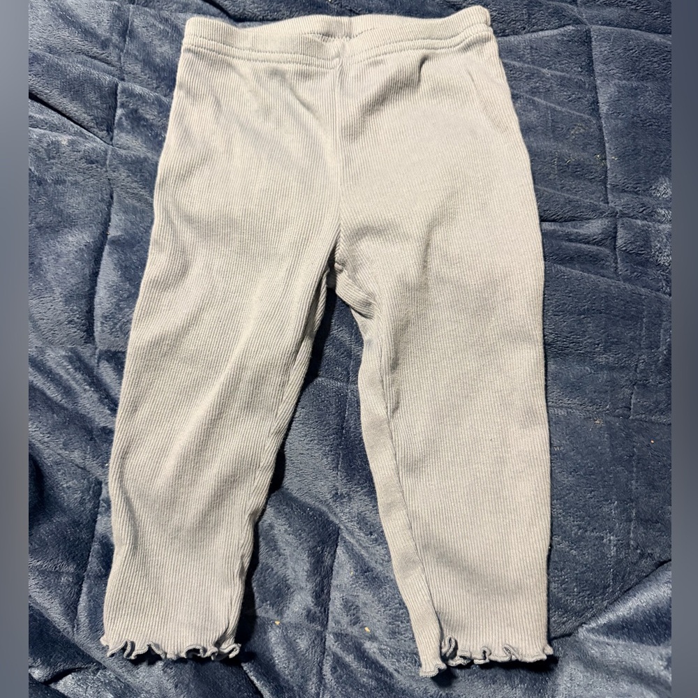 Lot: Carters Black & Grey Pants, Cat& Jack Red Sweater & Fruit tee, Old Navy - Picture 1 of 15